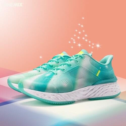 ONEMIX Green Light Sneakers Ladies Loafers 2021 New Running Shoes Men For Jogging Oraiginal Lightweight Breathable Mesh Shoes