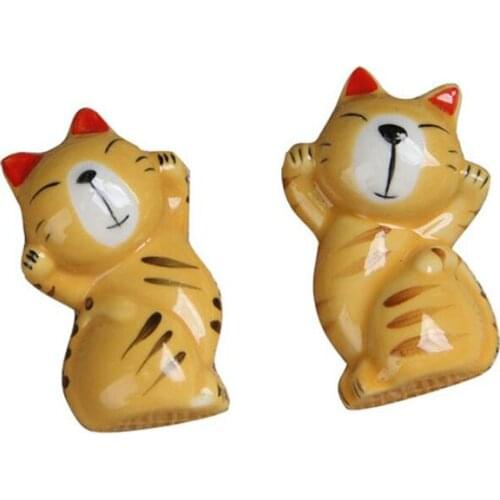 4pcs/set Chopstick Holder Stand Chopstick Rack Pillow Rest Lucky Cat Chopstick Shelf Ceramic Crafts Tableware
