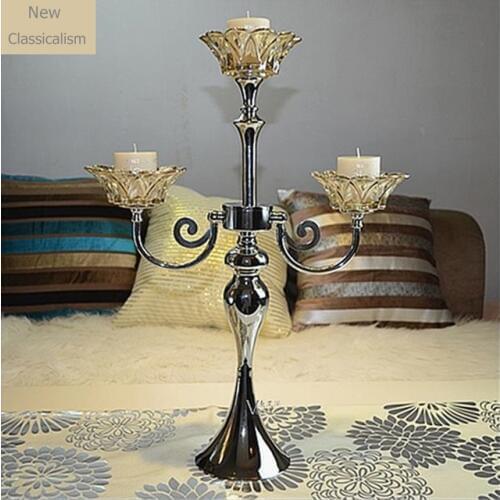 New Classical Crystal Glass and Metal Candelabra Candle Stand Decorative Craftwork Embellishment Ornament Accessories Furnishing