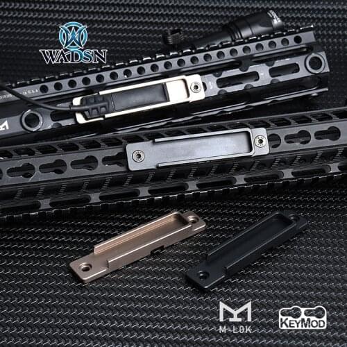 WADSN Keymod M-lok CNC Pocket Panel Aluminum Tactical Flashlight M300 M600 DBAL-A2 Hunting Rifle Scout Light Pressure Pad Holder