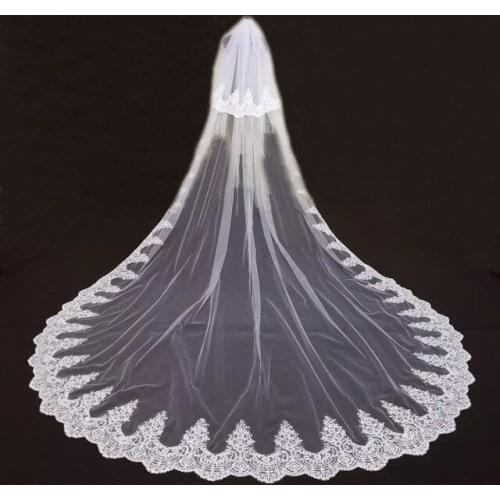 Elegant Long Wedding Veil Lace Edge Two Layer Bridal Veils