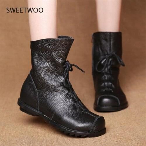 Genuine Leather Plush Womens Short Boots Retro Casual Autumn Winter Womens Boots Waterproof Leather Warm Snow Boots