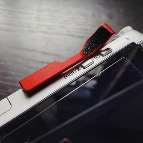 For Fuji Fujifilm X100V X-100V Metal Hot Shoe Hotshoe Thumb Up Grip Camera Hand Grip leather protect Thumb Rest Finger