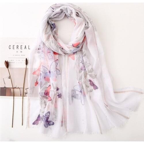 2020 Autumn and winter quality hijab scarf New Print blanket scarf Lady beach Cotton shawl Fashion womens cotton material scarf