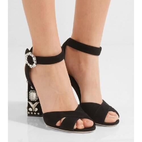 2019 new large size thick with high heel leather explosions famous ethnic style sandals flowers womens shoes