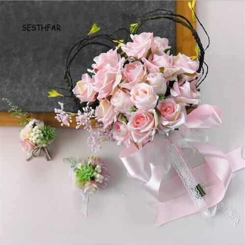 Pink Flower Creative Rattan Heart-shaped Wedding Bouquet Romantic Designer Aritificial Wedding Flowers Bridal Bouquet Boeket