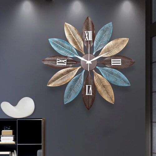 Personalized creative light luxury wall clock home decoration clock simple restaurant living room clock
