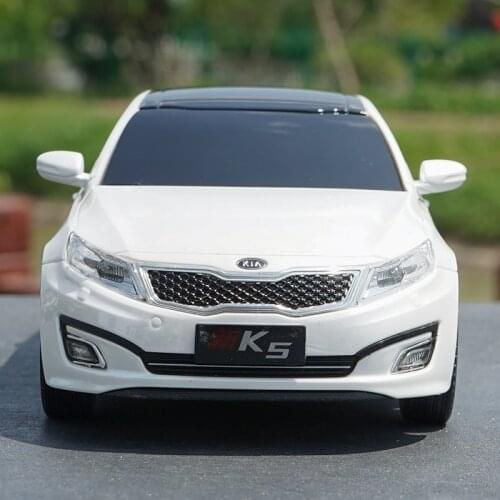 Collective Birthday Gift of 1:20 Diecast KIAK5 K5S car model with bluetooth version