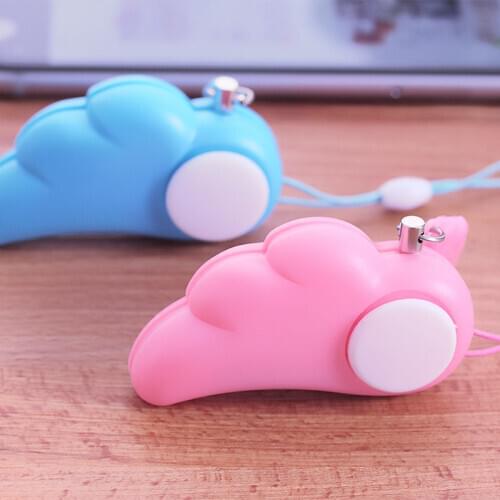 Anti-wolf artifact self-defense girls carry legal weapons and anti-bad articles, afraid of alarms and womens loss prevention