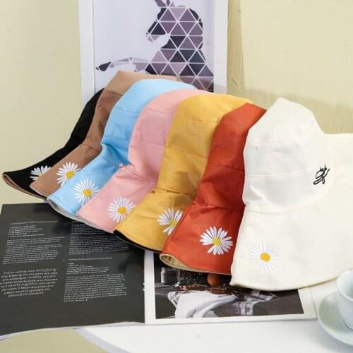 Big-brimmed fisherman hat chrysanthemum hat female wild small daisy fisherman hat double-sided hat sun hat female windproof hat
