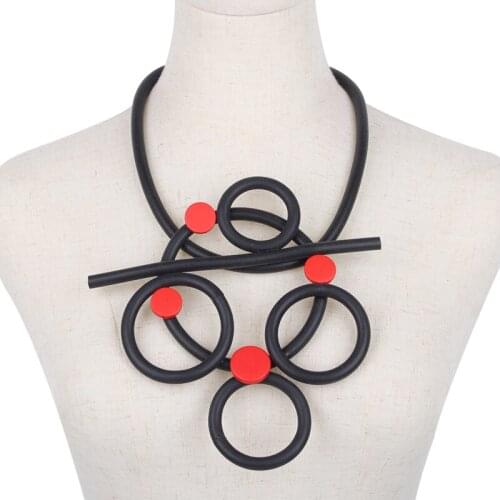 YD&YDBZ Handmade Red Round Wood Pendant Necklaces Women Unique Rubber Chunky Chain Statement Necklace Punk Sweater Chain Choker