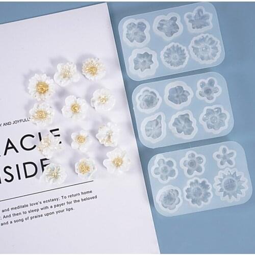 DIY Daisy Crystal Resin Molds Multi-Specification Flower-Shaped Chocolate Candy Silicone Molds Cake Decoration Tools