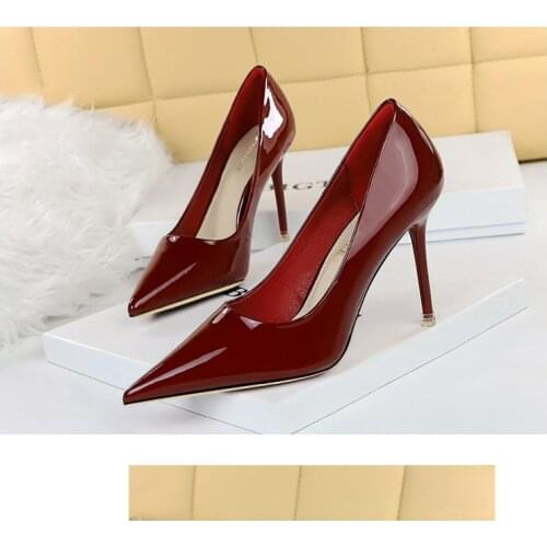 Women Banquet High Heeels 9.5cm Red Wine Patent Leather Pumps Stiletto Heeled Elegent OL Ladies Concise Party Shoes Size 43