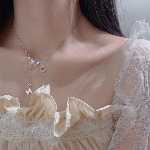 Simple Design Sweet Moonstone Unicorn Silver Necklace For Women Personality Shiny Zircon Moon Clavicle Chain Temperament Jewelry
