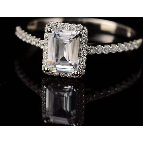 Emerald Cutting Moissanite Rings Luxurious S925 Silver Wedding Jewelry White D Color 1-2ct Carat Diamond Substitute