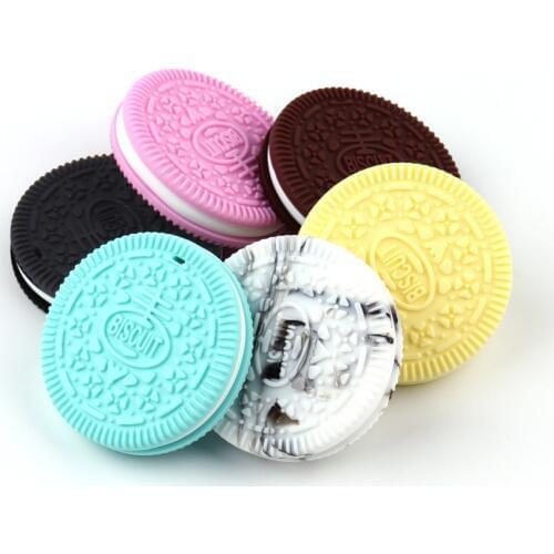 1 piece Silicone Biscuit Teether Baby Chew Toy BPA Free Silicone Cookie Teether Pacifier Clip Nursing Pendant Baby Teether