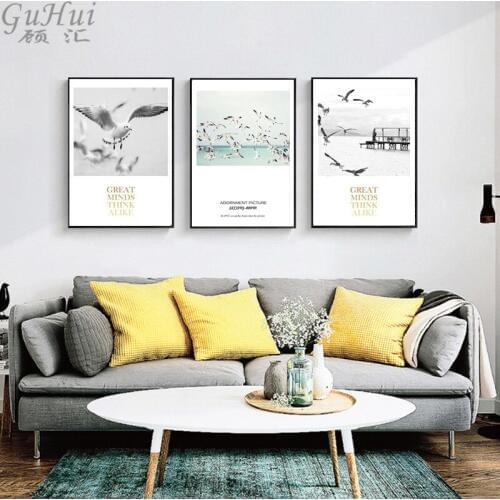 Scandinavia Black and White Minimalist Seaside Pier Flying Birds Canvas Painting Seagull Home Wall Decoration Sea Animal Posters