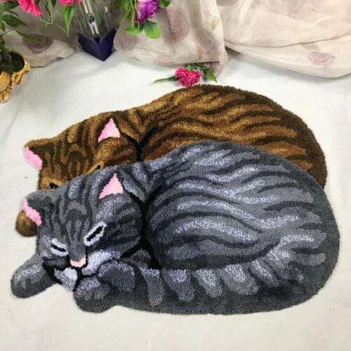 Hot Sale Small Rugs for Cat Carpet Cat Mat Gray Brown Cat Shape Rug