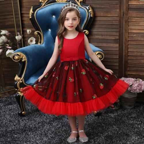 Baby girl clothes girl Christmas strawberry net gauze princess dress bow tutu skirt show catwalk evening dress sweet girl dress