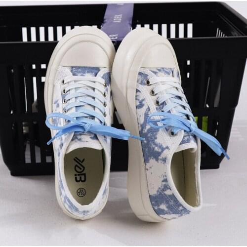 New niche porcelain student canvas shoes women thick bottom low help big head shoes cherry blossom gradient muffin shoes