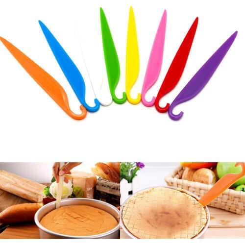 Kitchen Accessories Plastic Cake Scraper Fondant Mold Butter Cream Spreader Cake Stripping Knife Cake Decorating Tools