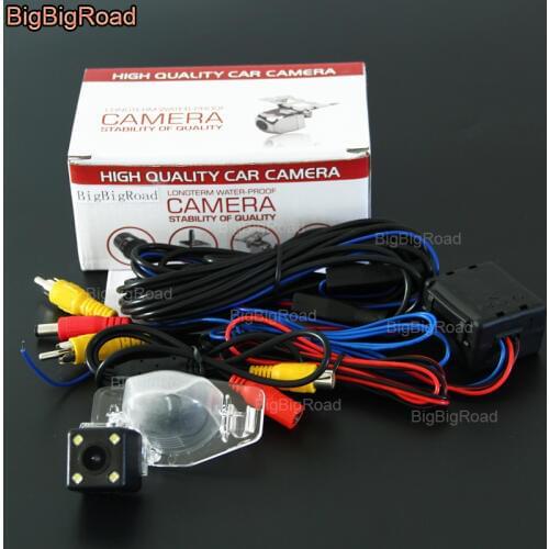 BigBigRoad Car Rear View Reverse Backup Camera with power relay / Filter For Honda Fit crv cr-v Odyssey Jade / Jazz 2002~2011