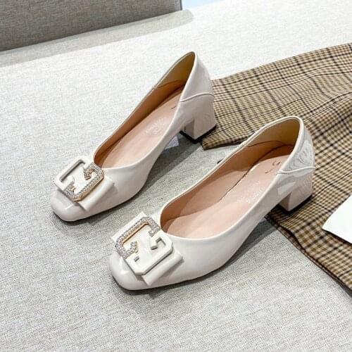 Plus Size 35-43 Med Heels Dress Shoes Women Pumps Patent Leather Boat Shoes Square Toe Office Shoes Metal zapatos mujer 8354G