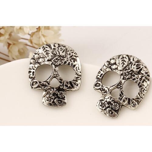Network-wide best selling European and American fashion vintage personality Joker skull Stud Earrings jewelry free shipping