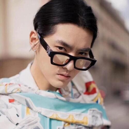 New Fashion Rectangle Sunglasses Women Luxury Designer Vintage Men Classic Rivet Shades Fashion Female Male Eyewear UV400 Oculos