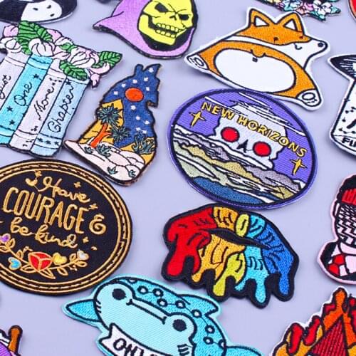 Sexy Lips Patch On Clothes Punk Skull Embroidered Patches For Clothing DIY Iron On Patches Whale Stripes Cute Badges On Clothes
