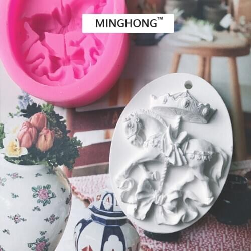 Trojan Horse DIY Aroma Gypsum Plaster Silicon Mould Handmade Candle Mold Soap Mold Silicone Mold For Car Pendant Home Deco