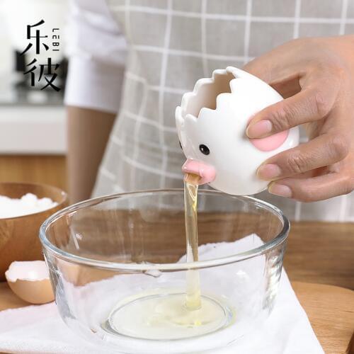 1pc Egg Divider Creative Cartoon Egg Separator Household Egg liquid Separator kitchen Tool Filter Baking Supplies Gadgets
