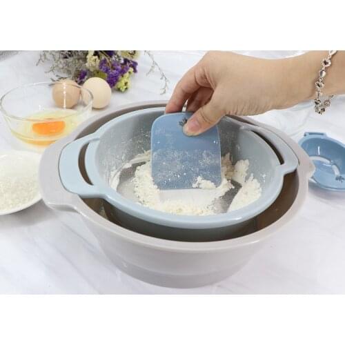 4pcs/set Wire Sieve Fine Mesh Oil Strainer Round Flour Sifter Sieve Colanders Kitchen Tools Stainless Steel Cooking Tools 2021