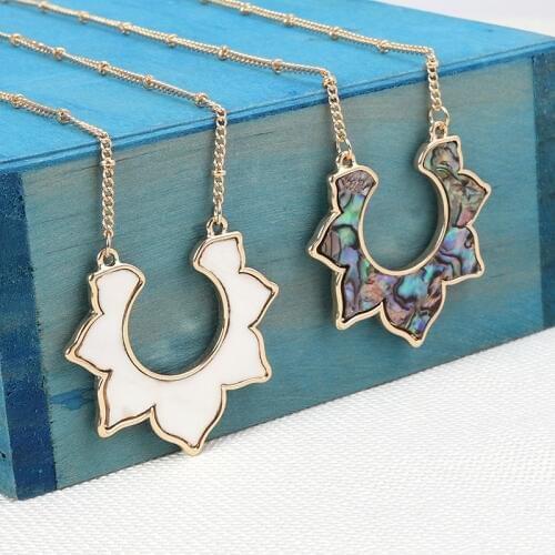 Fashion Flower Abalone Shell Pendant Necklace Long Chain Sweater Necklace Geometric Body Jewelry