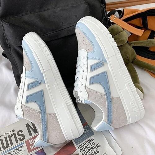 Fashion Women Sneakers Designer Breathable Womens Shoes PU Leather Lace up Casual Flat Shoes White 2020 Running Shoes Air Force