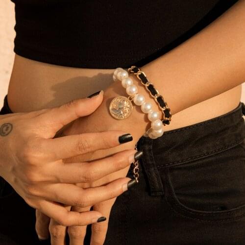 2Pcs/Set Carved Portrait of Virgin Mary Black Bracelet Women Fashion Imitation Pearl Beaded Chain Bracelets Girl Jewelry Gift