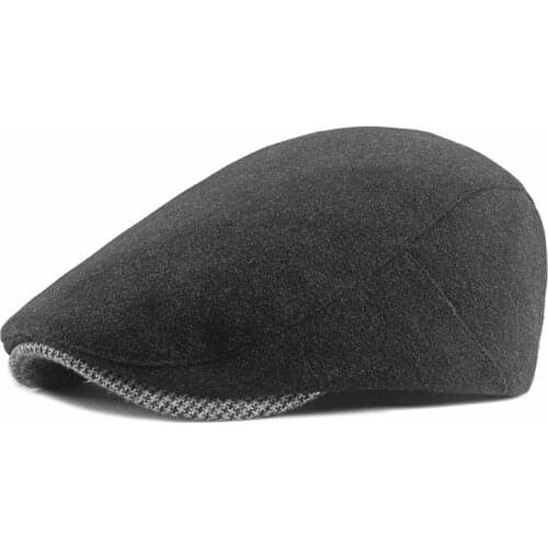 2021 Cotton Autumn and winter fashion joker solid color Newsboy Caps Flat Peaked Cap Men and Women Painter Beret Hats 11