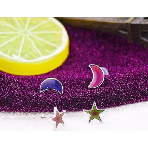 2020 Asymmetry Star Moon Mood Stud Jewelry Mood Star Moon Earring Temperature Control Color Change Feeling Emotional Lover