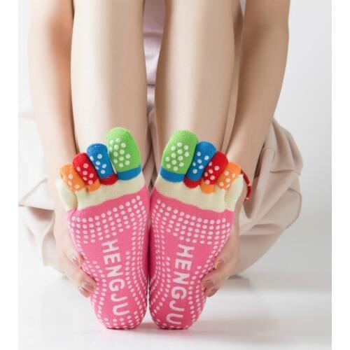 5Pair/lot Women Yoga Socks Non Slip Ladies Massage Sport Socks Cotton Warm Exercise Running Hose Five Finger Socks Colorful toes