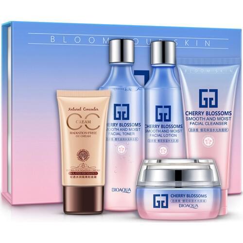 5Pcs/Set Whitening Moisturizing Essence Lotion Smooth Cream CC Creams Facial Acid Liquid Anti Wrinkle Day Cream Skin Set