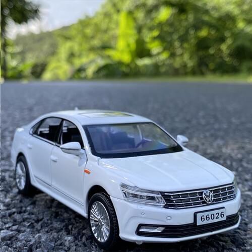 1:32 Volkswagen Passat Alloy Car Model Diecasts & Toy Vehicles Toy Metal Collection Model High Simulation Car Toys For Kids Gift