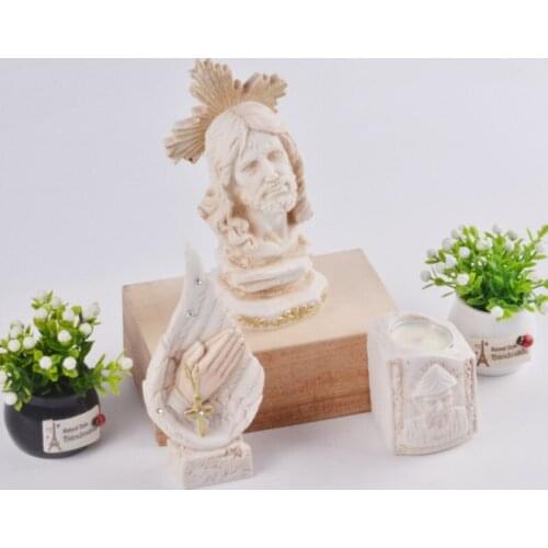 Christ Jesus Sculpture Ornaments Praying Hands with Wings Decoration Creative Resin Crafts Home Candle Holder Religious Gift