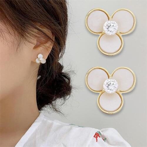 New Hot Sell Trendy Lovely Earrings For Women 3-leaf Flower Cubic Zircon Stud Earrings Beautiful Charming Jewelry Birthday Gift