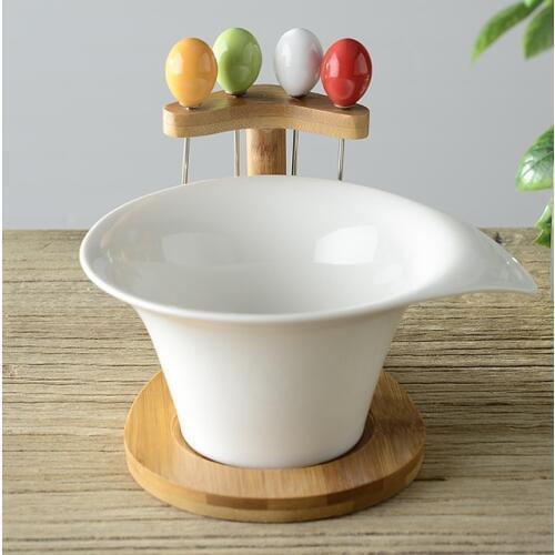 Irregular Ceramics Salad Bowl with Bamboo Stand Decorative Porcelain Fruits and Vegetables Bowl with Forks Tableware Ornament