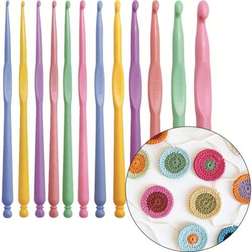2-10mm 12 PCS/set Multi-color Plastic Crochet Hooks Kit Knitting Needles Craft Knit Crochet Hooks Knitting Needles Weave