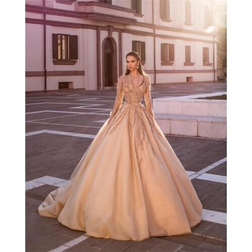 Champagne Prom Dresses Jewel Neck Lace Appliques Feather Luxury Evening Gowns Arabic Sweep Train Formal Occasion Dress