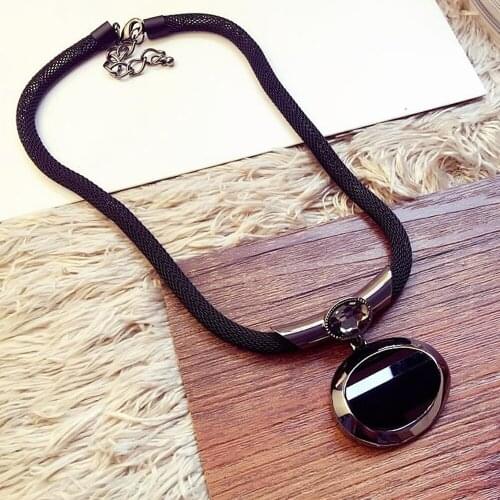 In 2021 New Women Pendant Necklaces All-Match Elegant Black Beaded Necklace Exaggerated Clavicle Chain Accessories