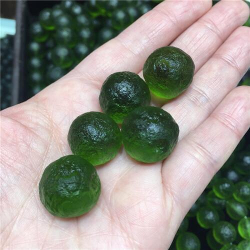 1pcs Natural Moldavite Czech Meteorite Impact Glass Beads Rough Stone Crystal Energy Stone