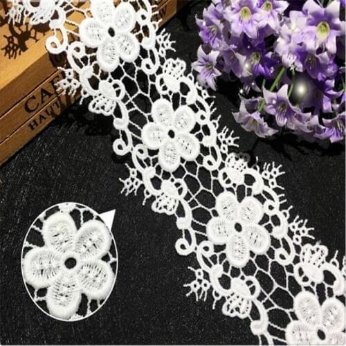 White flower trim Embroidered Ribbon Eyelash Fabric DIY Gift Wrapping Clothing Accessories
