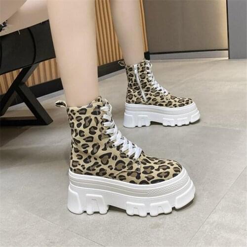 Autumn New Women Sports Sneakers High Top Shoes Female Vulcanized Womens Casual Breathable Mesh Walking Shoes Ladies